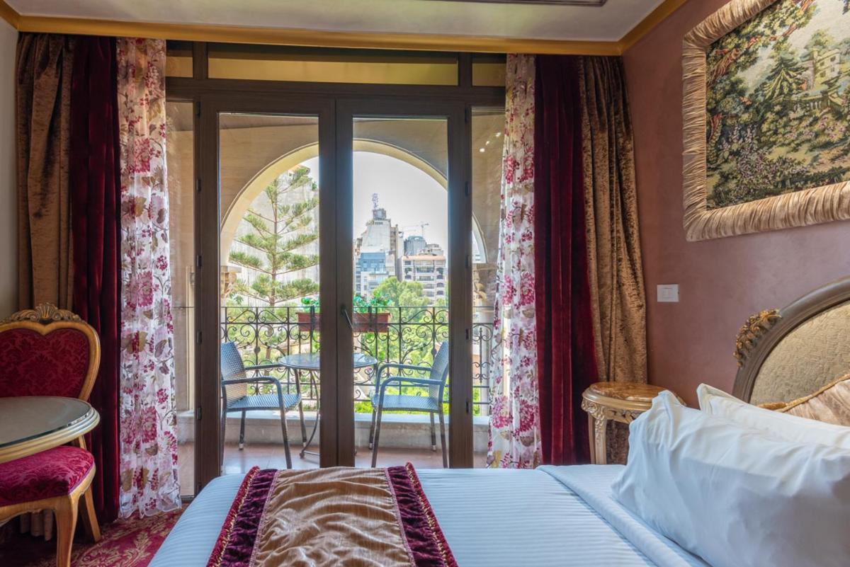 Q Hotel Beirut Exterior foto
