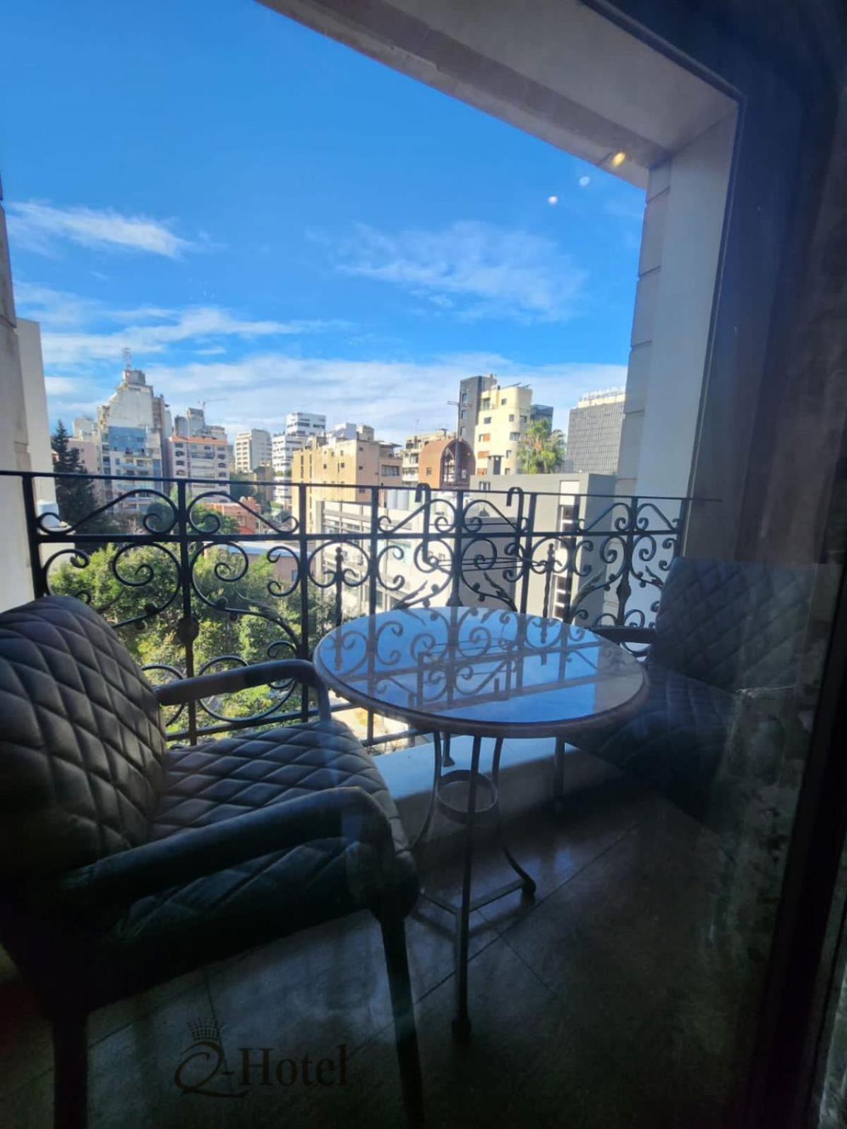 Q Hotel Beirut Exterior foto