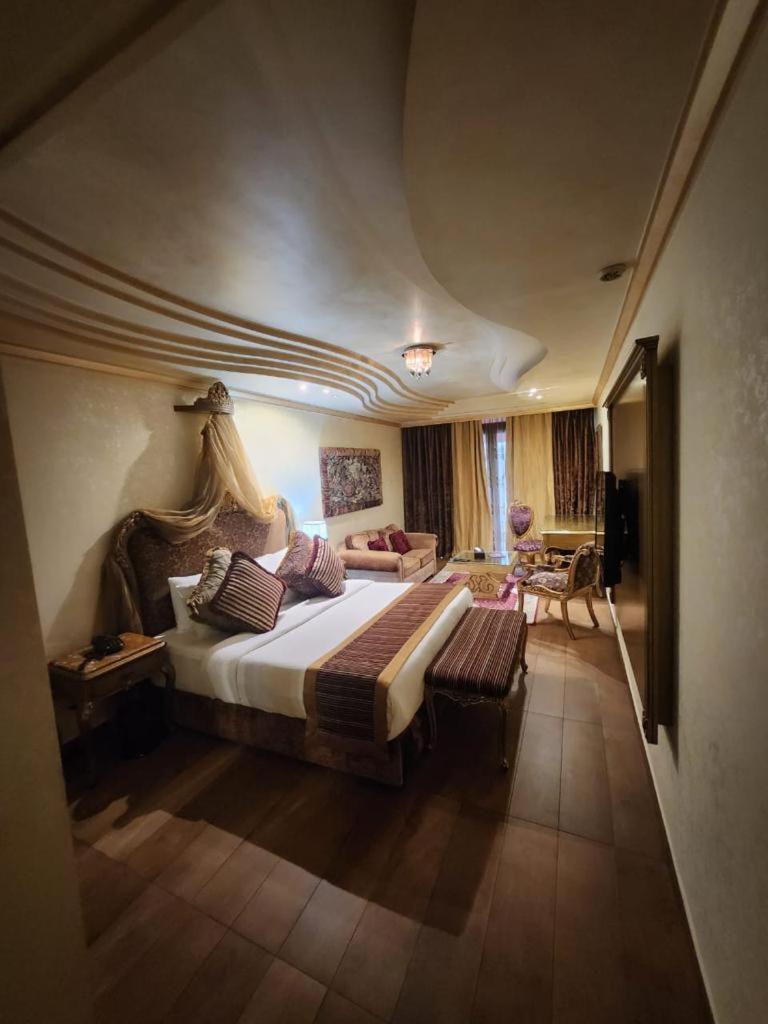 Q Hotel Beirut Exterior foto